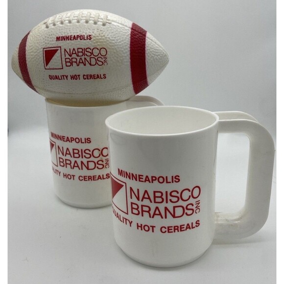 VINTAGE Nabisco Plastic Mugs & Football Employee Picnic Minneapolis MN Rare Set - Picture 1 of 10
